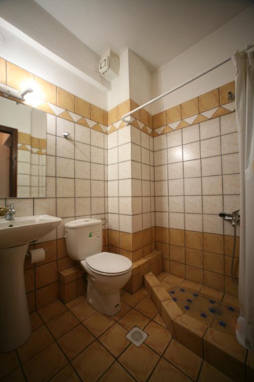 Fretzato Lejlighedshotel Eláti Værelse billede